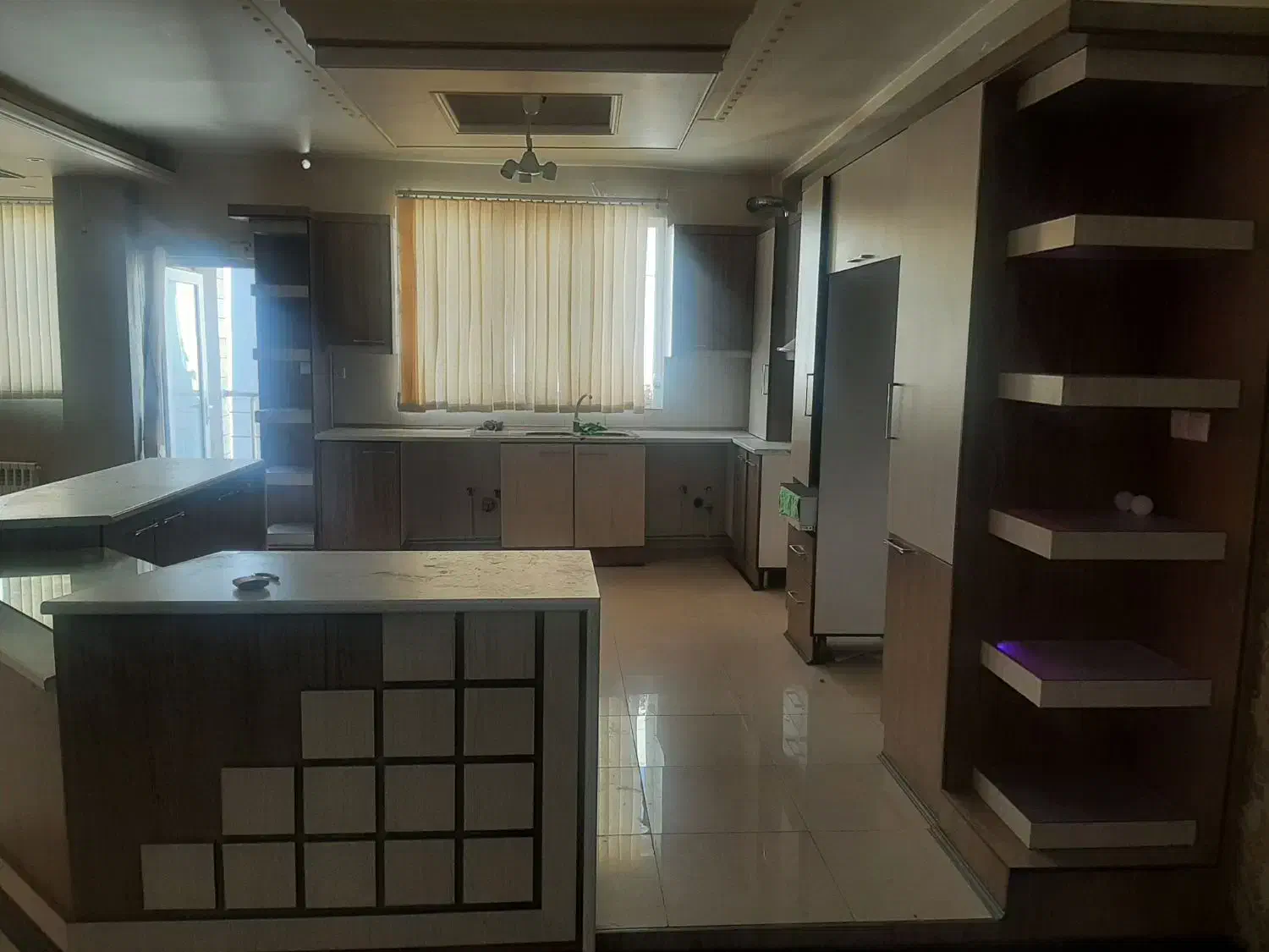 آتابای، فروش آپارتمان ۳خوابه ۱۷۵ متری خوش نقشه|فروش آپارتمان|خوی, |دیوار