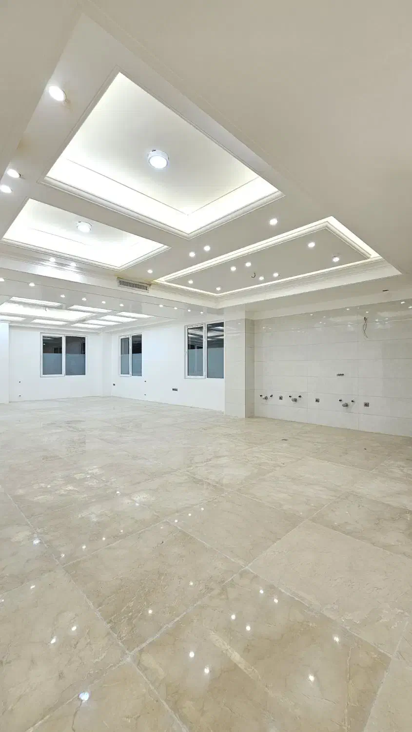 تکواحدی ۲۰۰متر دونبش. ۴خواب * کلید نخورده* سالاریه|فروش آپارتمان|قم, سالاریه|دیوار