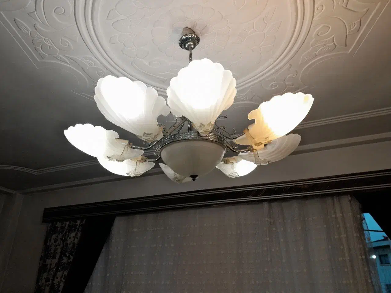 لوستر ۸ شاخه|لوستر و چراغ آویز|لاهیجان, کوی آزادگان|دیوار