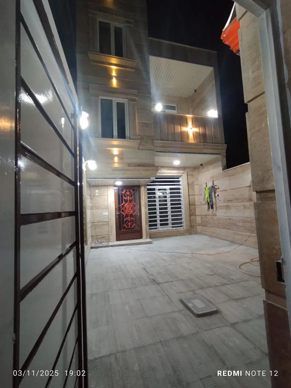 ساختمان دوطبقه فروشی در کرم اباد|فروش آپارتمان|نورآباد, |دیوار