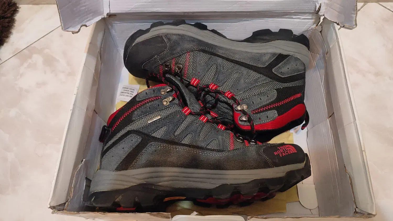 کفش کوهنوردی اصل نورث فیس North face|کیف، کفش، کمربند|تهران, اوقاف|دیوار