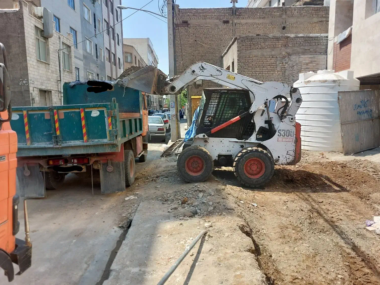 .اجاره دهنده مینی لودر بابکت.|خدمات حمل و نقل|احمدآبادمستوفی, |دیوار