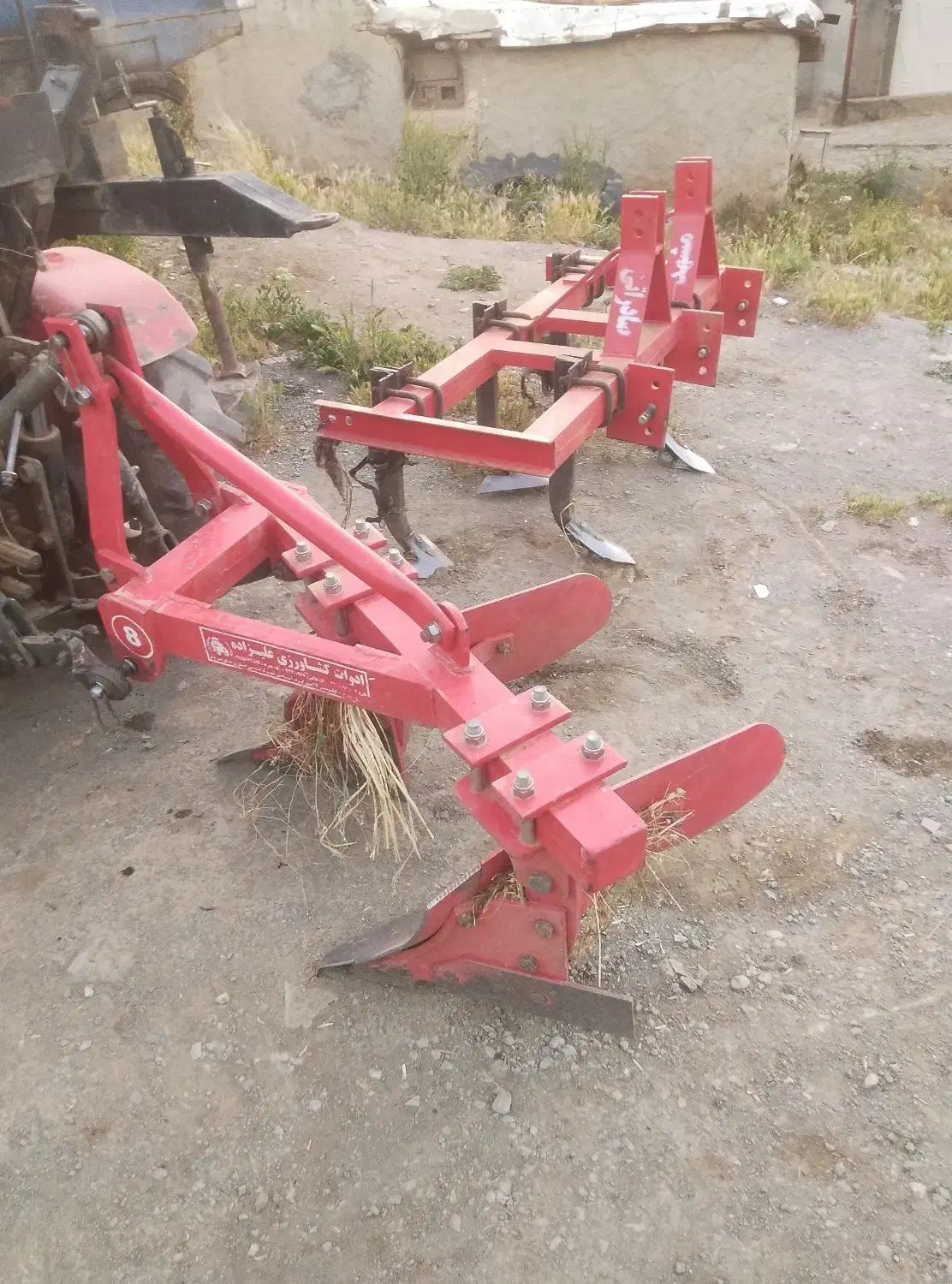 شخم زدن با تراکتور باغی|خدمات باغبانی و درختکاری|سنندج, |دیوار