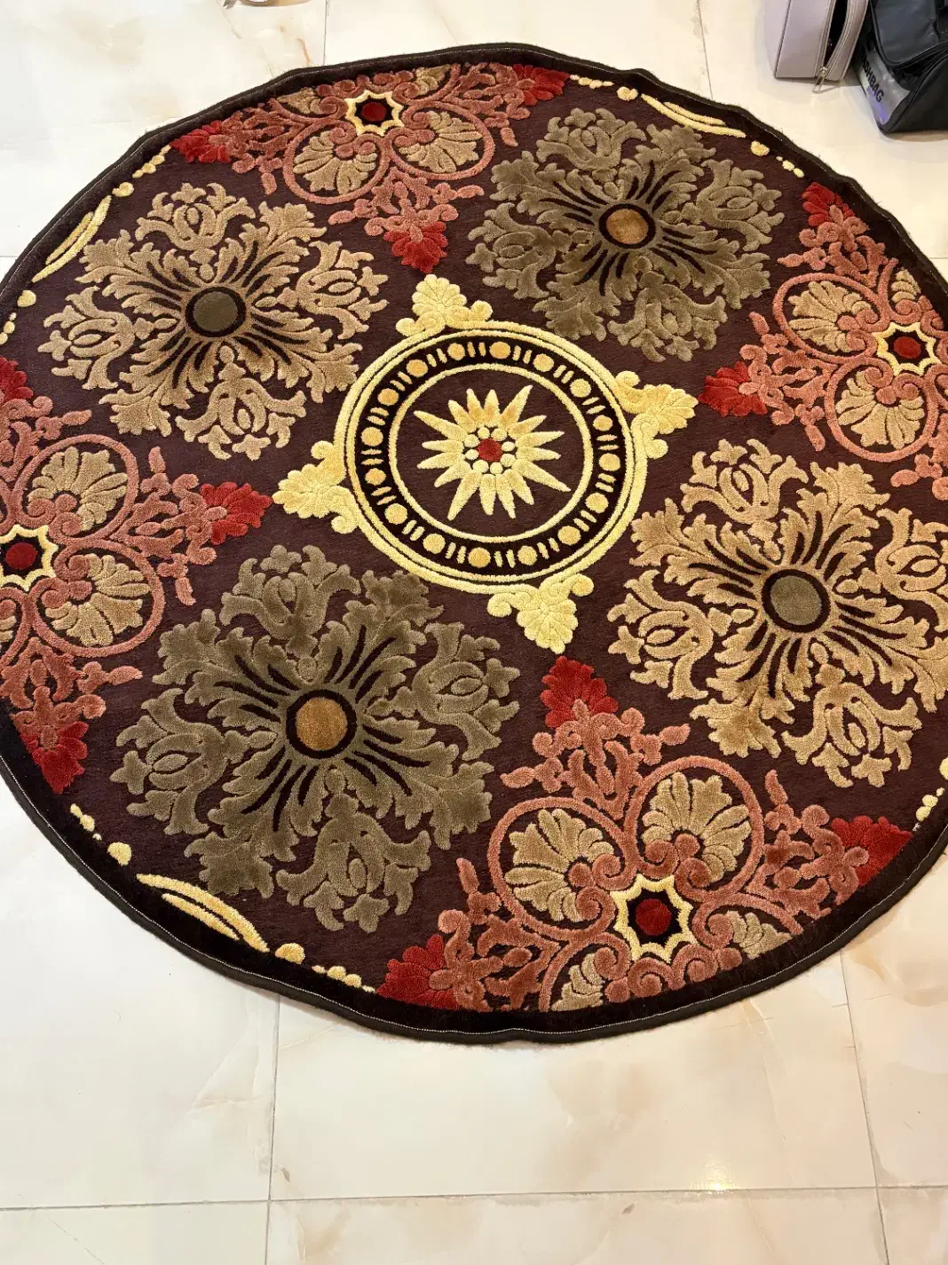 فرش گرد|فرش|تنکابن, |دیوار