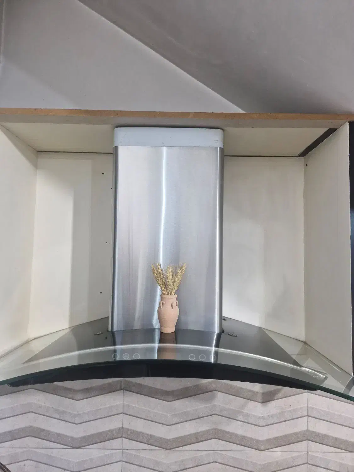 هود|هود|مشهد, رسالت|دیوار