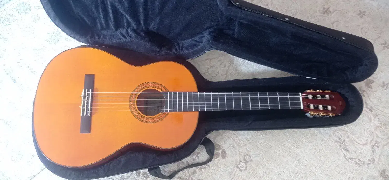 گیتار یاماها C70 اصل|گیتار، بیس، امپلیفایر|فولادشهر, C3|دیوار