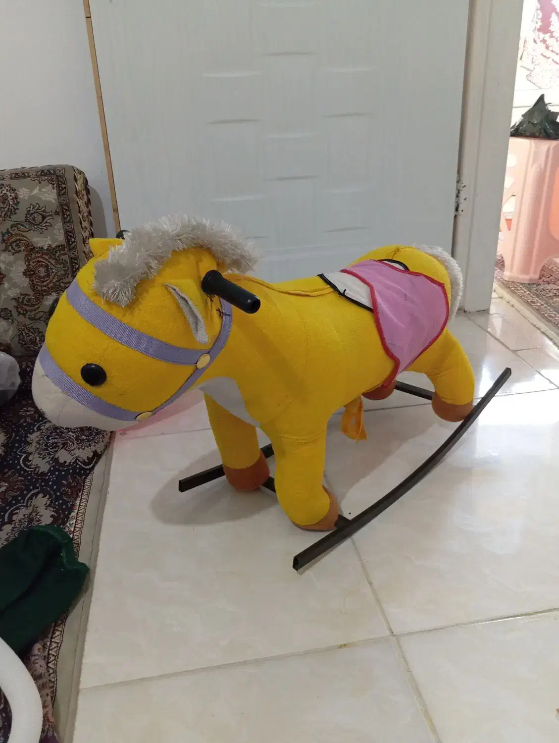 اسب اسباب بازی بزرگ|اسباب‌بازی بچه|سنندج, |دیوار