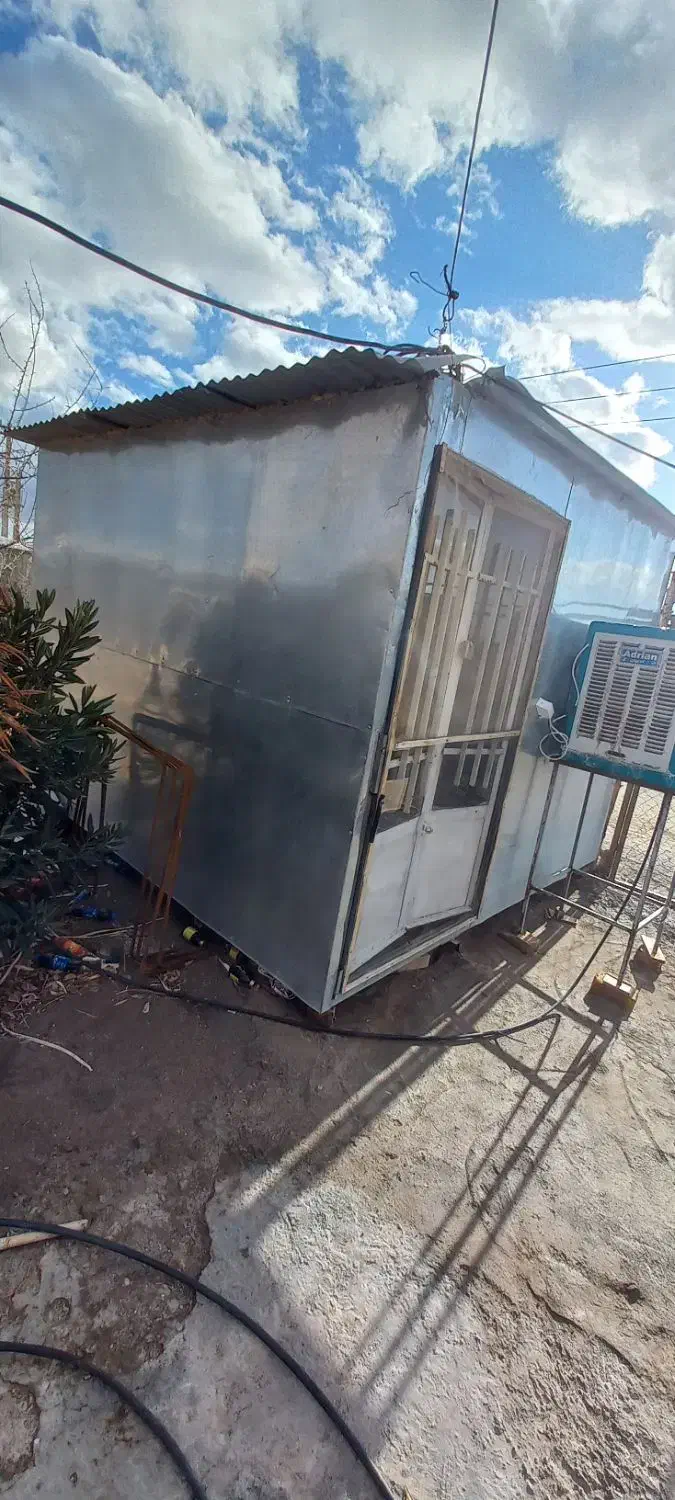 دکه/کانکس ۳.۳|فعالیت داوطلبانه|سیرجان, |دیوار