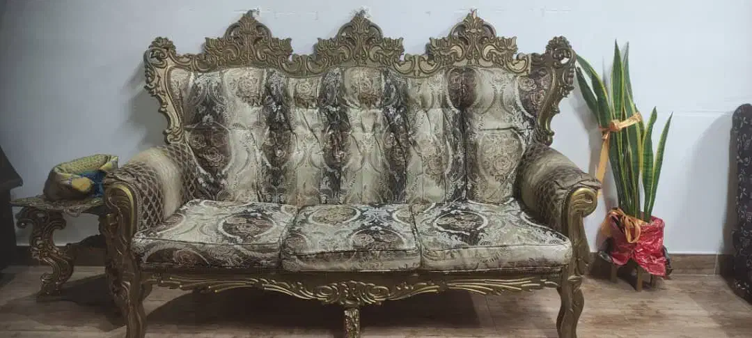 مبل دسته دوم 7نفره|مبلمان خانگی و میز عسلی|رشت, معلولین|دیوار