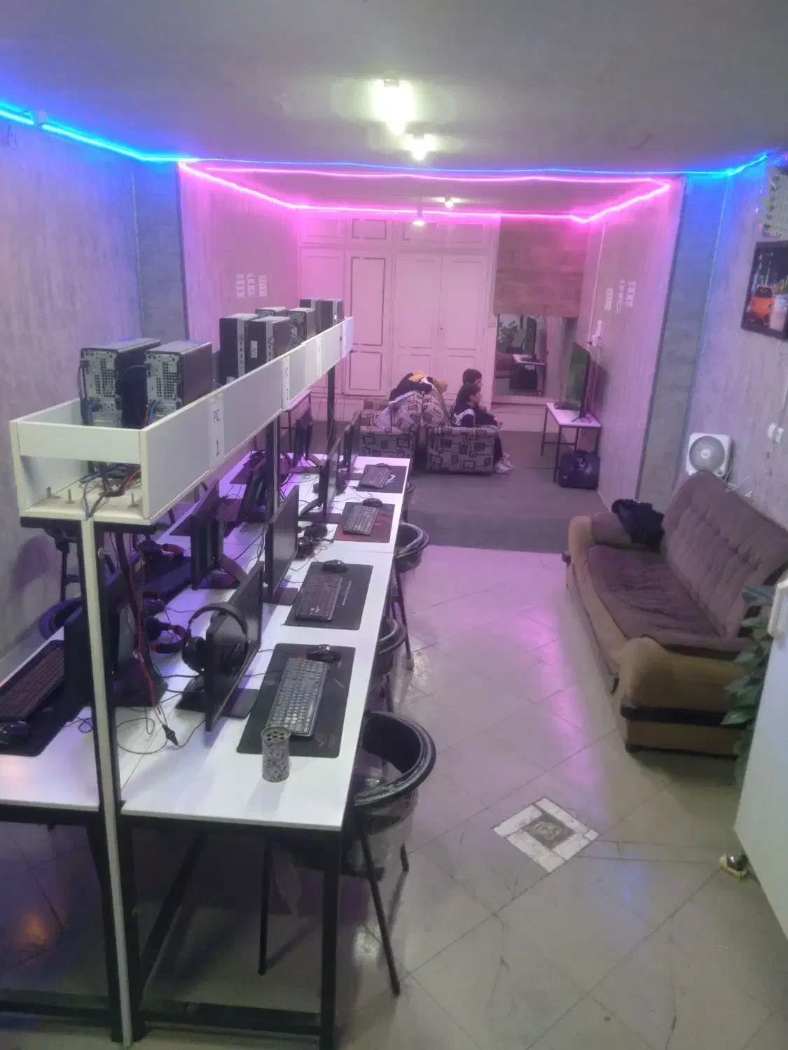 فروش سیستم و میز و صندلی گیم نت|رایانه رومیزی|اصفهان, شهرک کاوه|دیوار