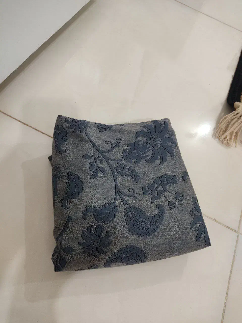 قصری نخ عراق|لباس|پیرانشهر, |دیوار