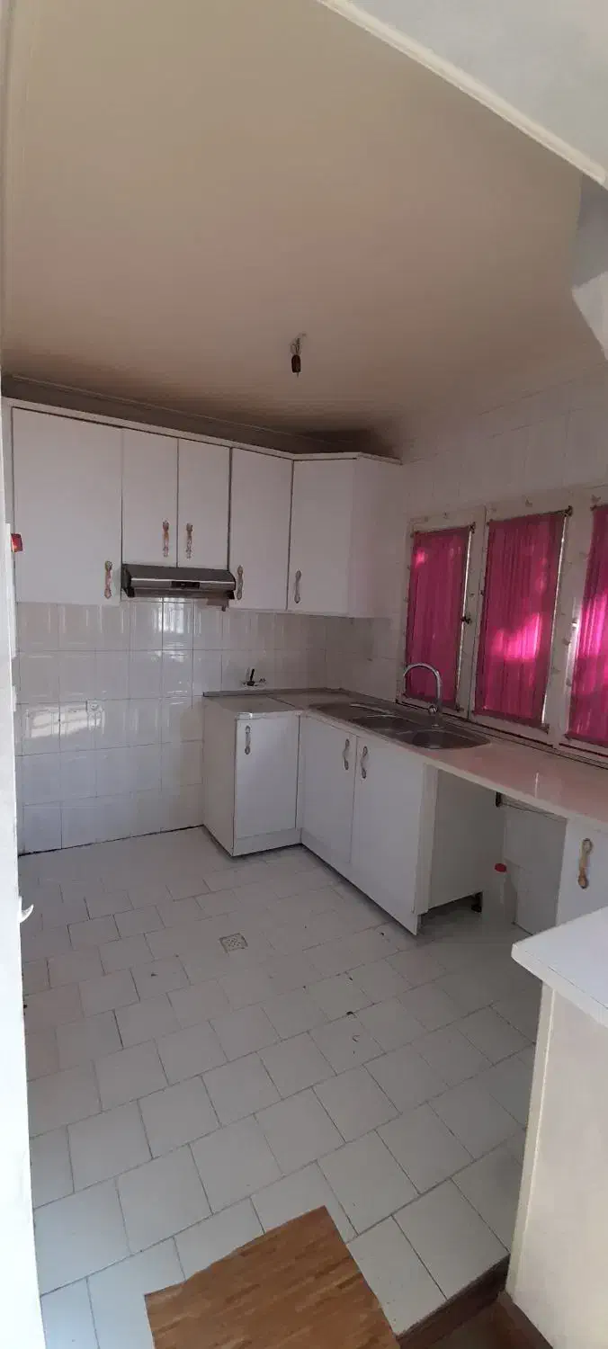 * ۶۸ متر بهارشیراز خداپرست *