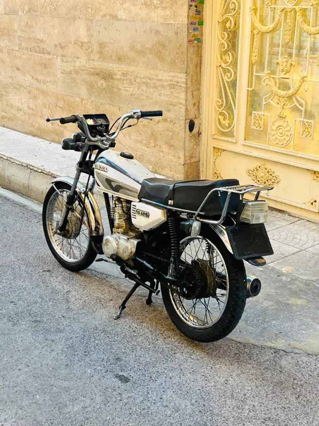 موتور ۱۲۵ مدل ۸۶ مزایده|موتورسیکلت|تبریز, |دیوار