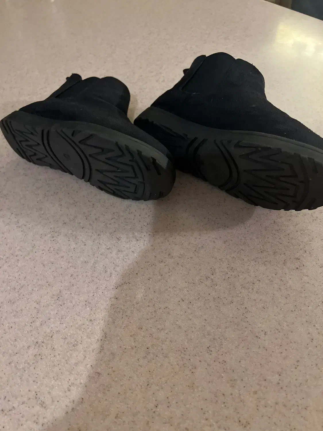 نیم بوت خارجی زنانه ۳۶ و کیف پول خارجی زنانه|کیف، کفش، کمربند|تهران, ونک|دیوار