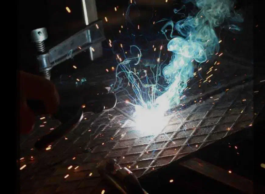 جوشکاری سیار|خدمات پیشه و مهارت|بندر گناوه, |دیوار