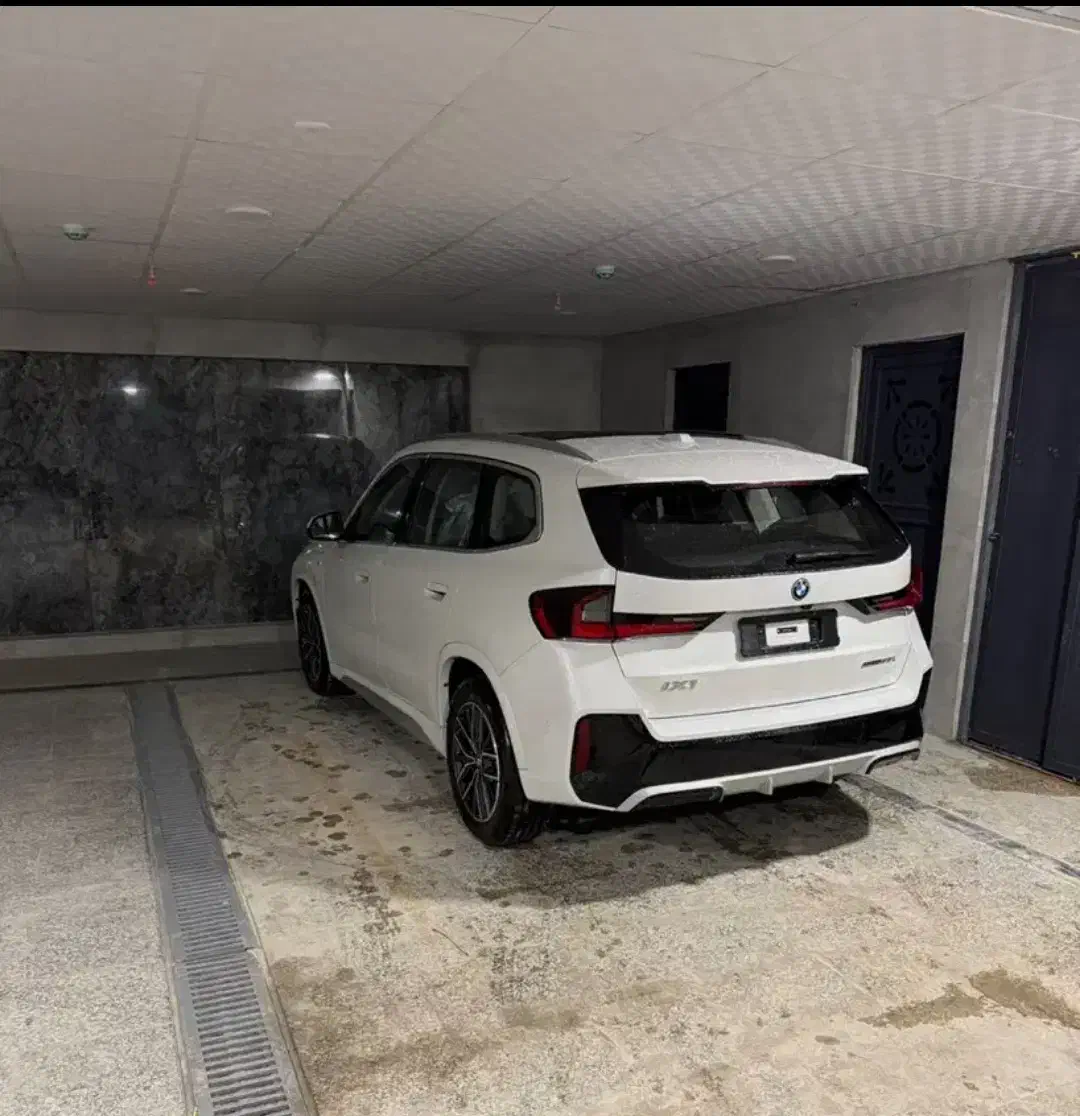 bmw ix1 ، با کیت M|خودرو سواری و وانت|تهران, پونک|دیوار