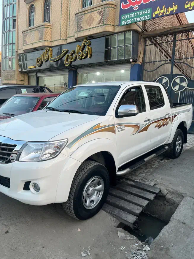 تویوتاهایلوکس2013|خودرو سواری و وانت|مشهد, خرمشهر|دیوار