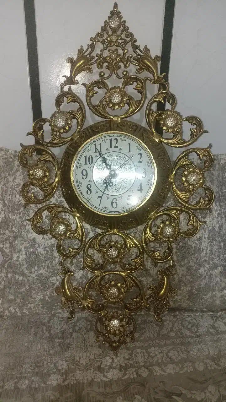 ساعت برز|ساعت دیواری و تزئینی|قم, باغ شریفی|دیوار