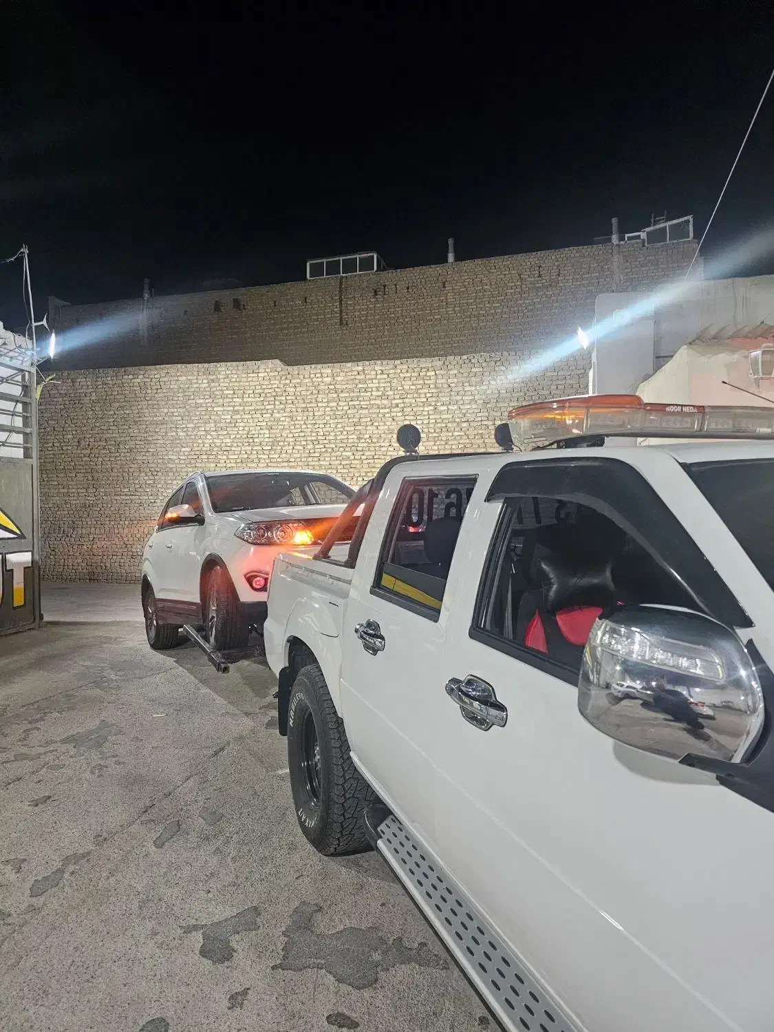 امدادخودرو یدک کش جرثقیل خودروبر منصف|خدمات حمل و نقل|یزد, |دیوار