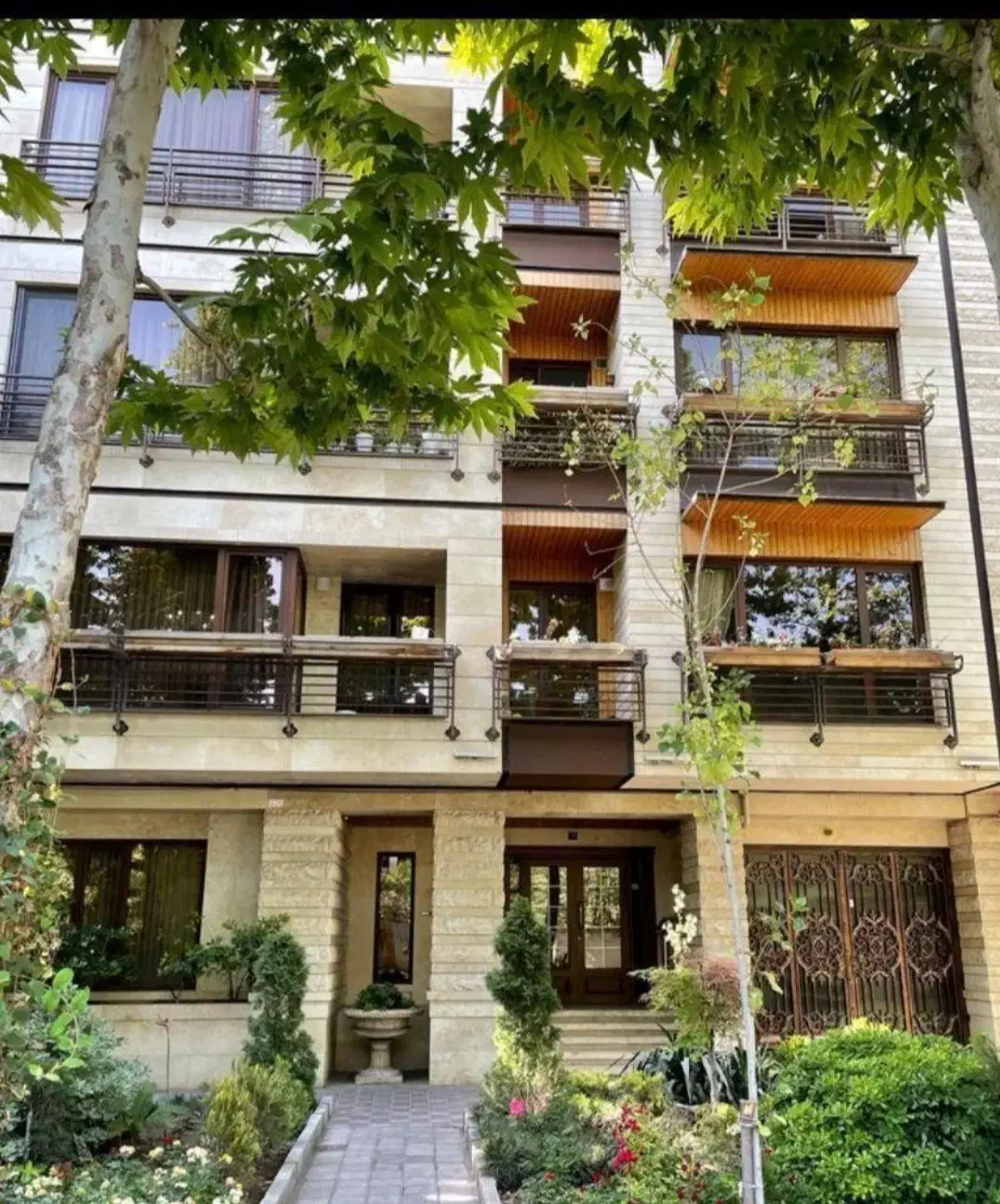 ۱۹۰متر ۳پارکینگ/ نوساز قابل تبدیل/جردن میرداماد