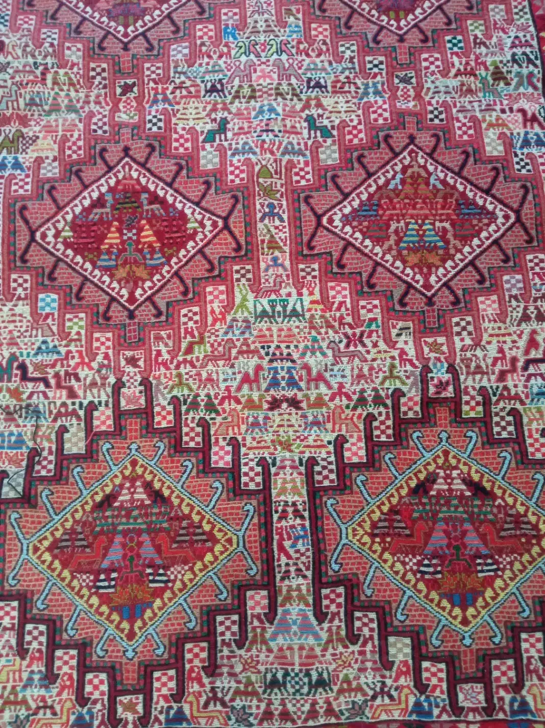 ورنی دست بافت|گلیم، جاجیم، گبه|تبریز, |دیوار