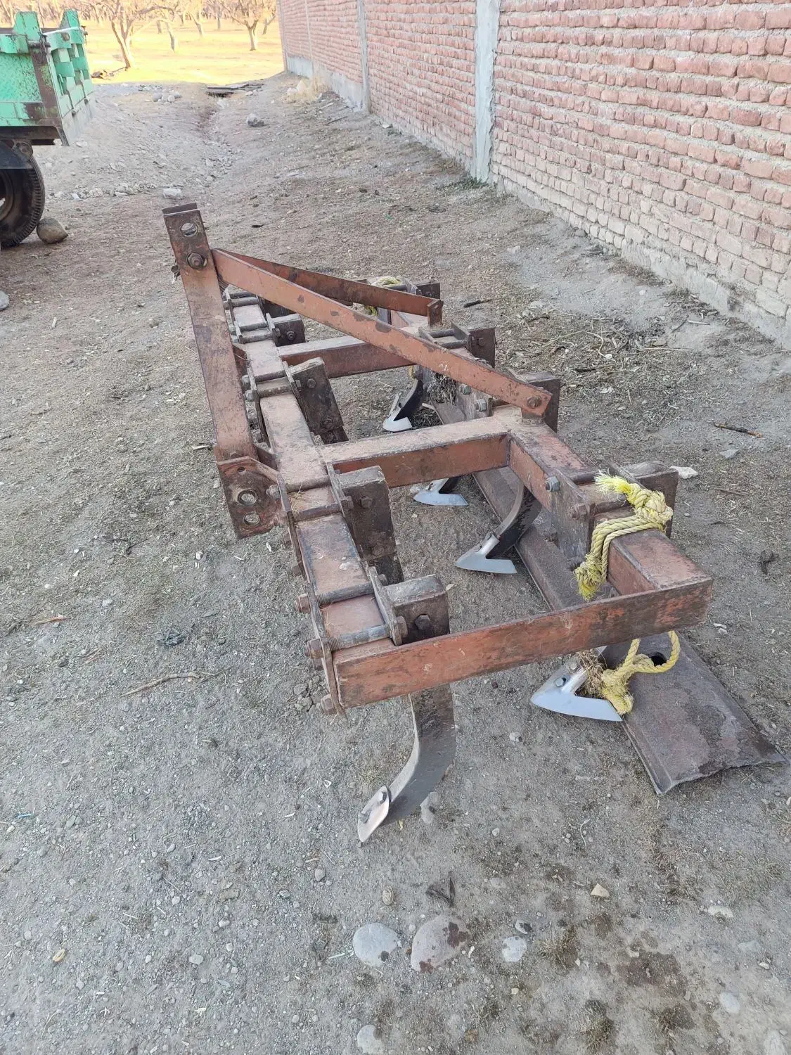 پنجه غازی تراکتور|ماشین‌آلات صنعتی|سراجو, |دیوار