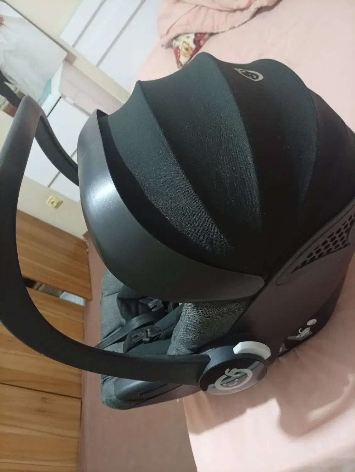 کریر|کالسکه و لوازم جانبی|پرند, فاز ۵|دیوار