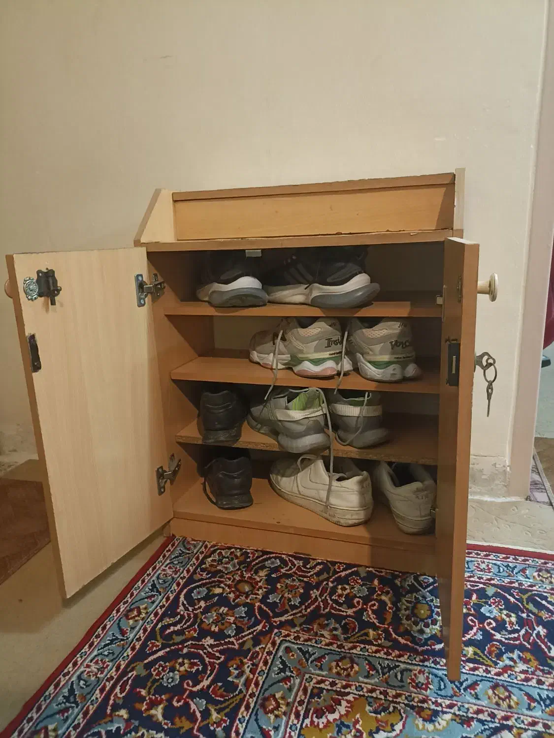 جاکفشی|جاکفشی، کمد، دراور|شاهرود, |دیوار