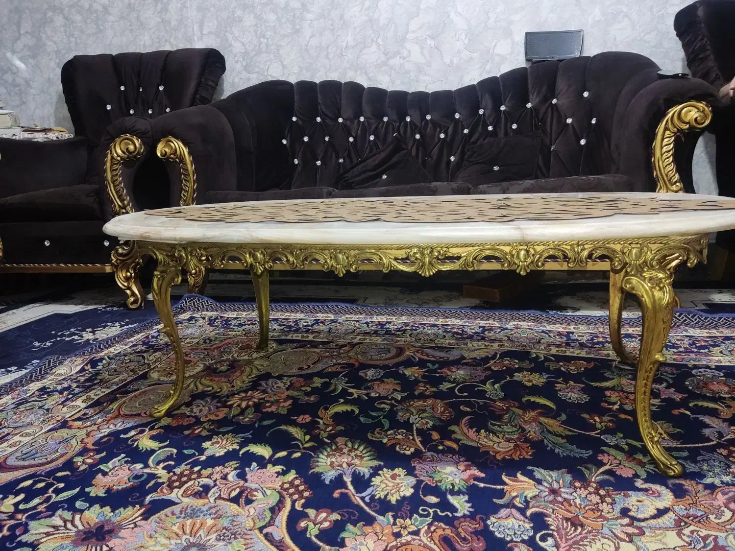 میز جلو مبلی برنجی سنگین قدیمی بادوتامیزعسلی برنجی|مبلمان خانگی و میز عسلی|پرند, فاز ۶|دیوار