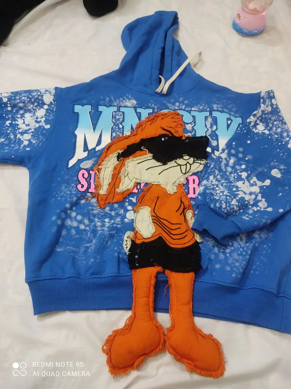 دوروس ترک خارجی|لباس|قم, قلعه کامکار|دیوار