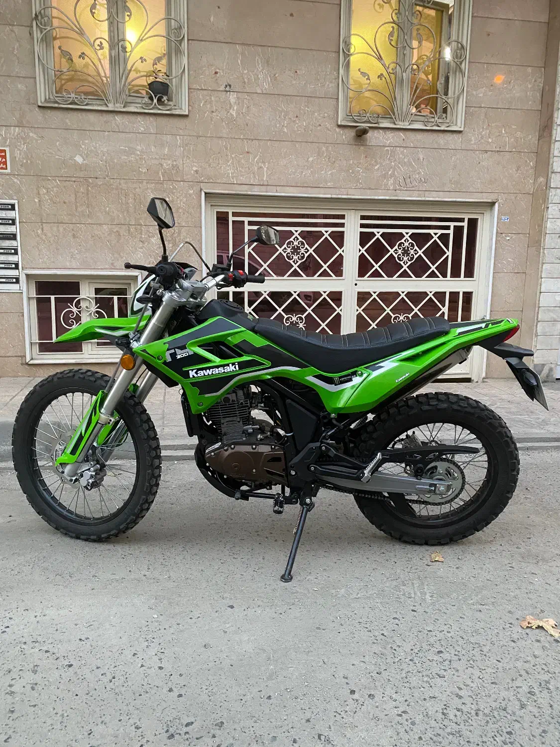 تریل t4 سالم به شرط بدون خط و خش|موتورسیکلت|تهران, تهرانپارس شرقی|دیوار