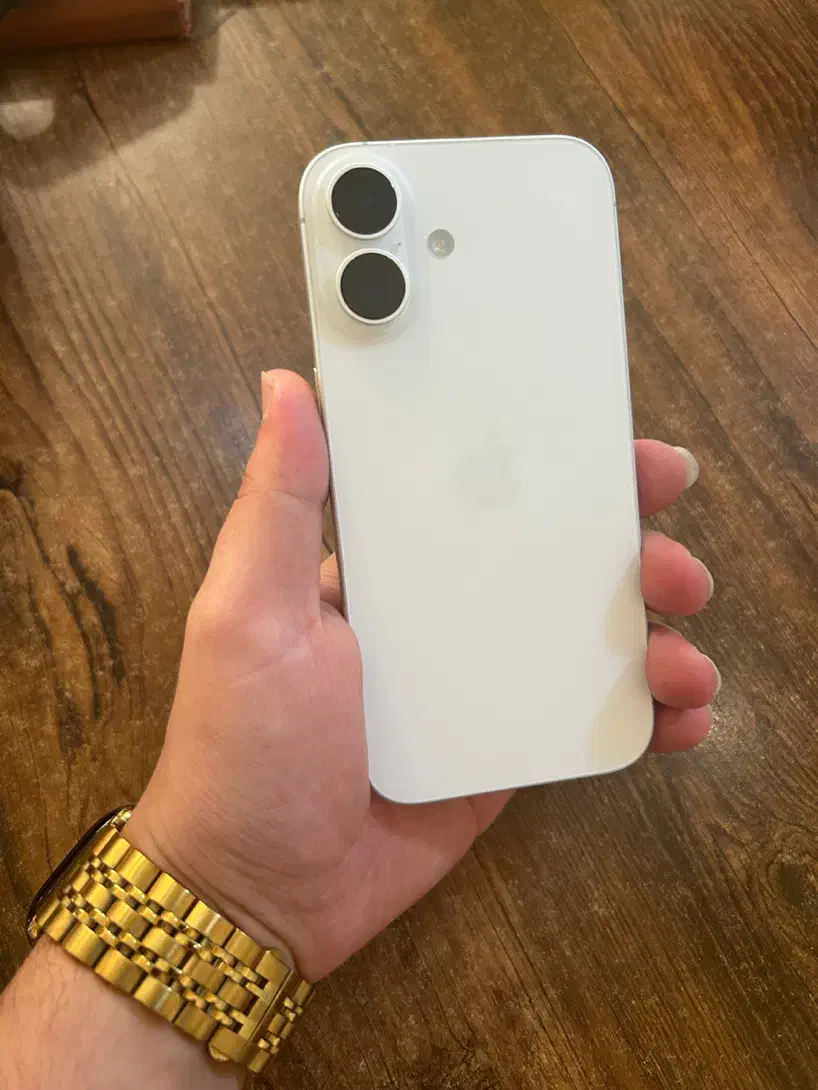 فروش فوری ایفون 16 نرمال|موبایل|صومعه‌سرا, |دیوار