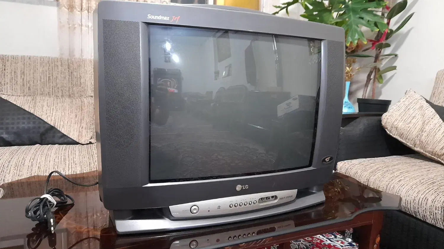 فروش تلویزیون|تلویزیون و پروژکتور|شازند, |دیوار