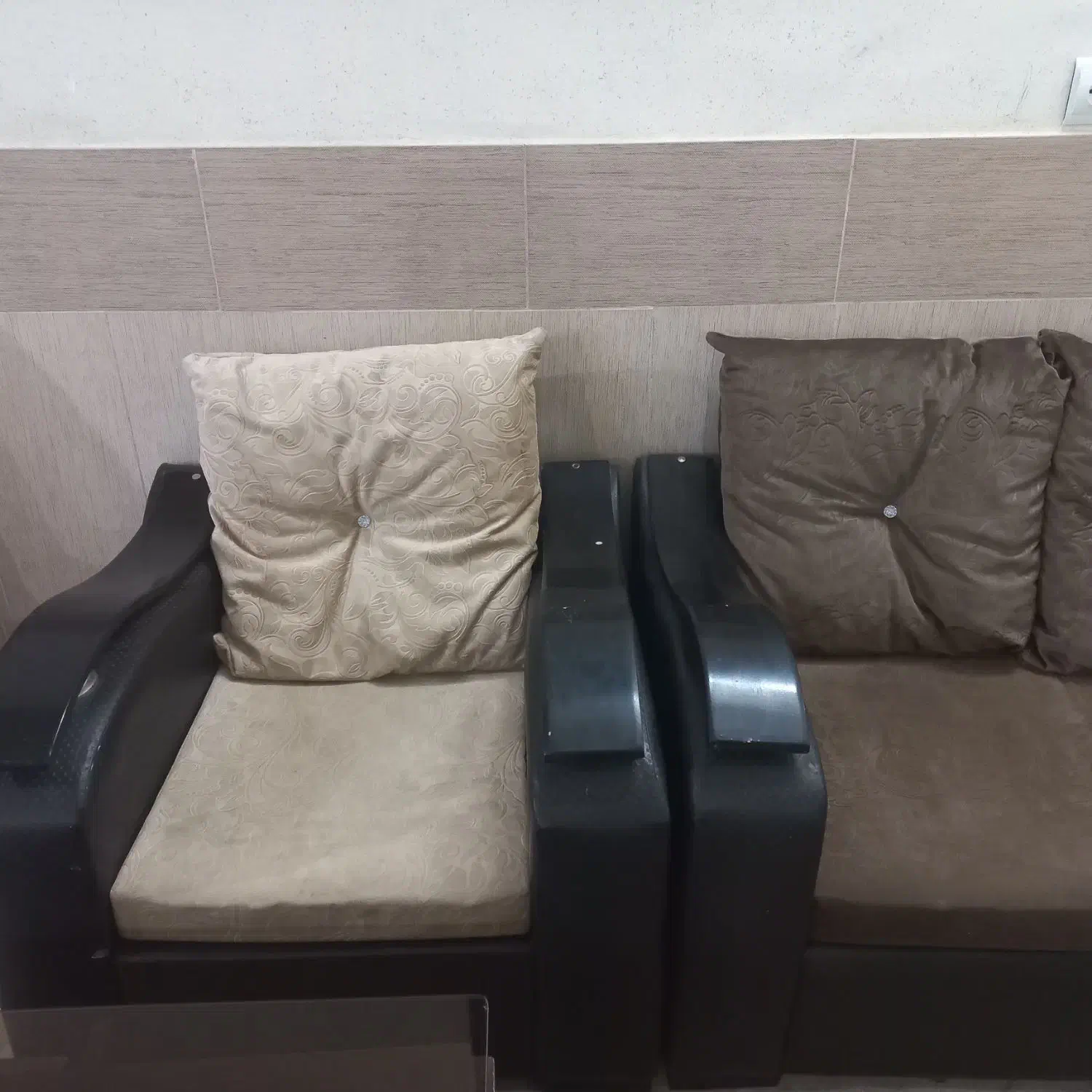 سرویس مبل راحتی|مبلمان خانگی و میز عسلی|سیرجان, |دیوار