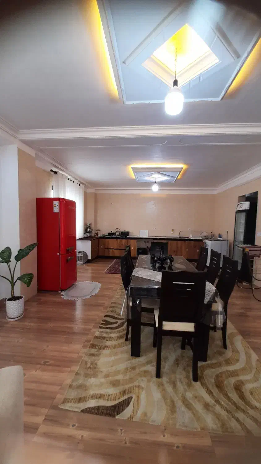 اجاره روزانه ویلا ۲۵۰ متری دربست نوساز وان جکوزی .|اجارهٔ کوتاهمدت ویلا و باغ|شیرود, |دیوار