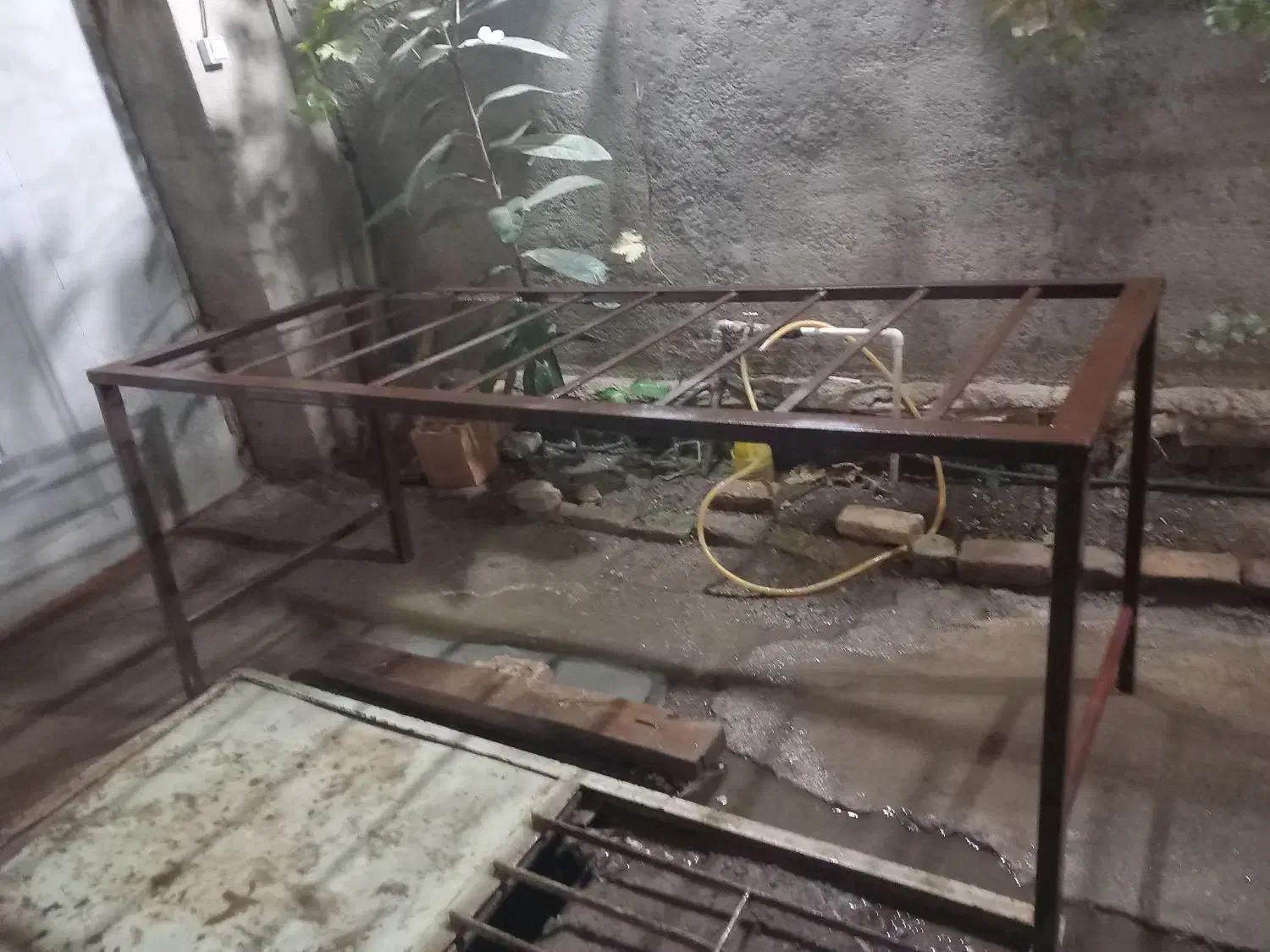 تخت آهنی|تخت و سرویس خواب|فاضل آباد, |دیوار