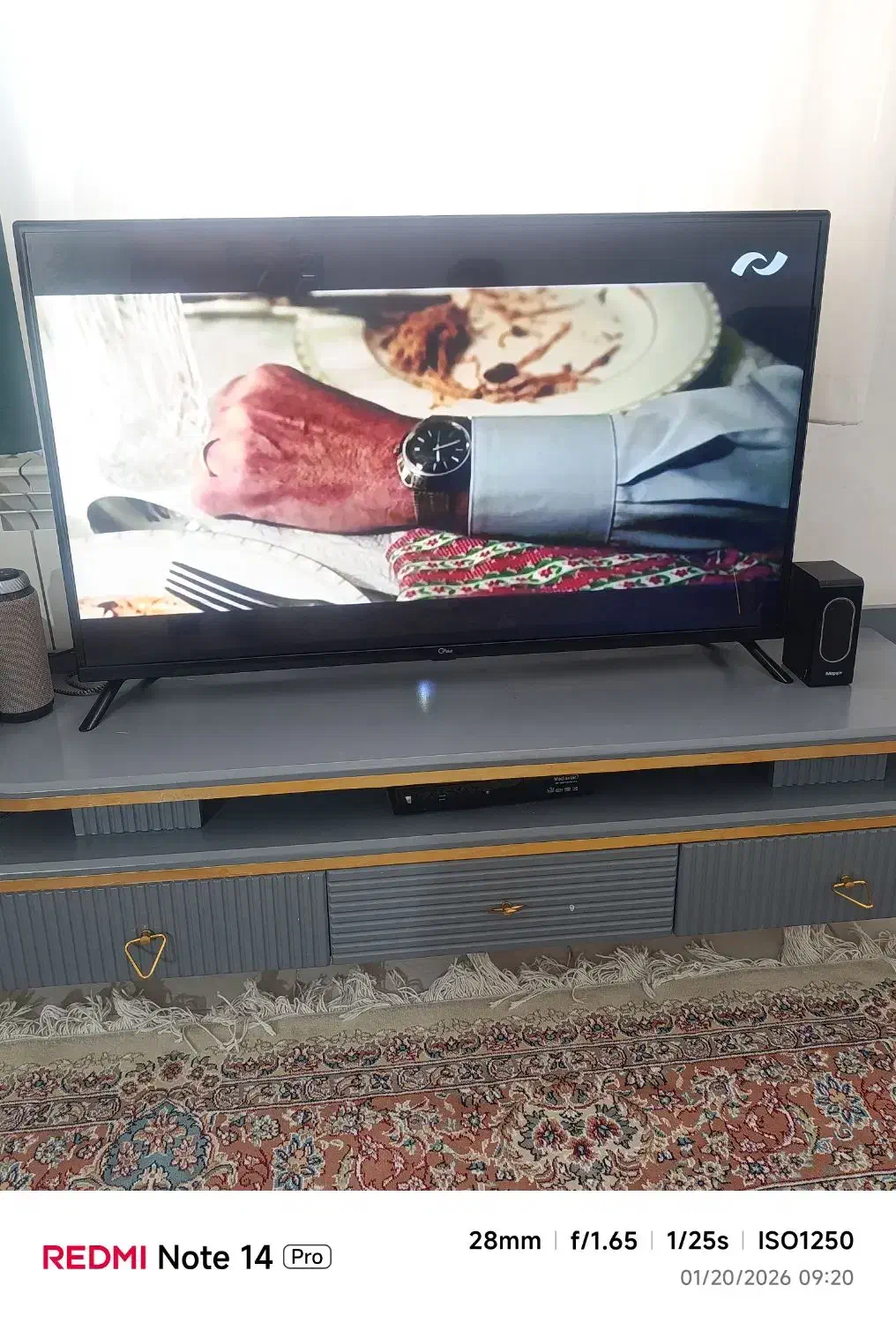 تلویزیون ۴۲ جی پلاس|تلویزیون و پروژکتور|بروجرد, |دیوار