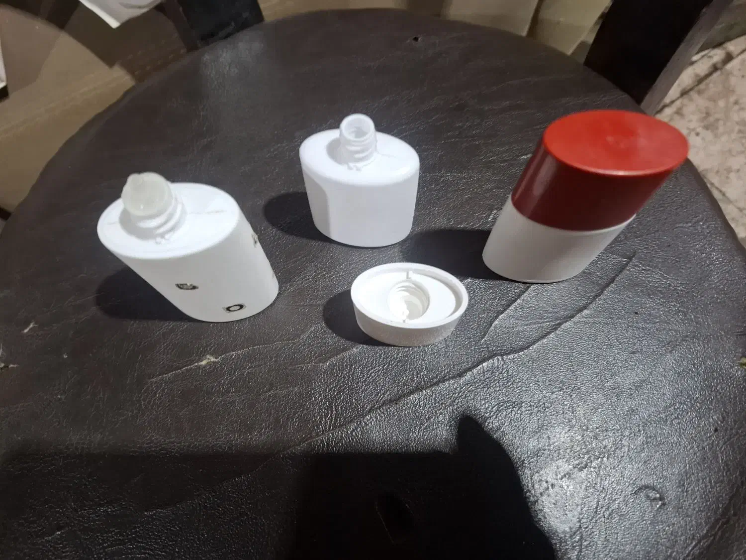 تعدادی قالب تزریق پلاستیک شامل باکس وجارهای آرایشی|ابزارآلات|تهران, جوادیه تهرانپارس|دیوار