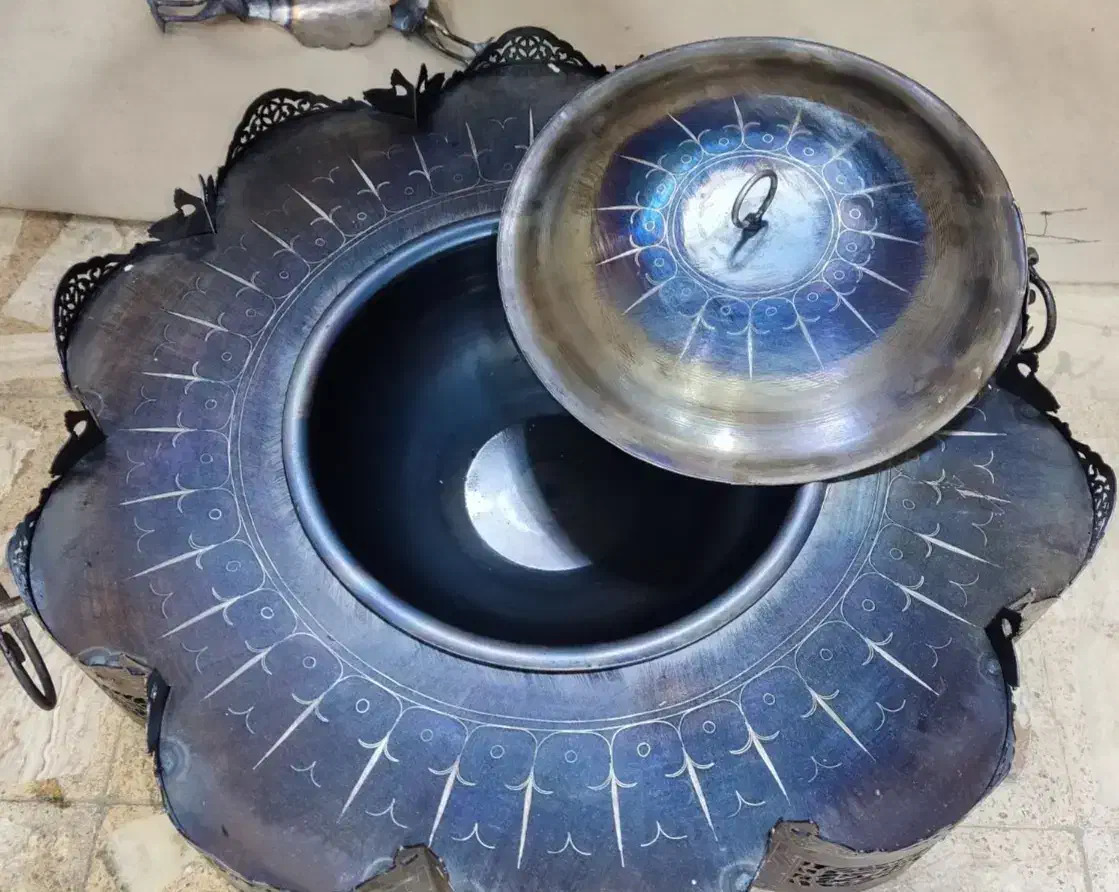 منقل نقره کوب آنتیک شبکه شعر زیبا کلکسیونی تشریفات|صنایع دستی و سایر لوازم تزئینی|اصفهان, لنبان|دیوار