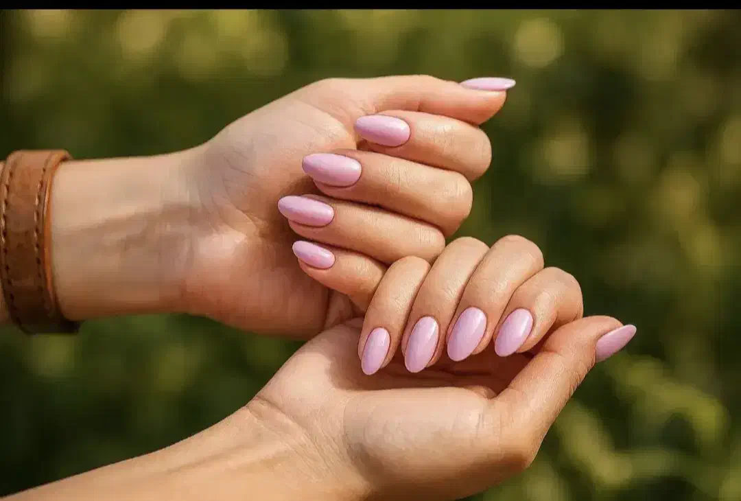 کاشت ناخن|خدمات آرایشگری و زیبایی|خرمآباد, |دیوار