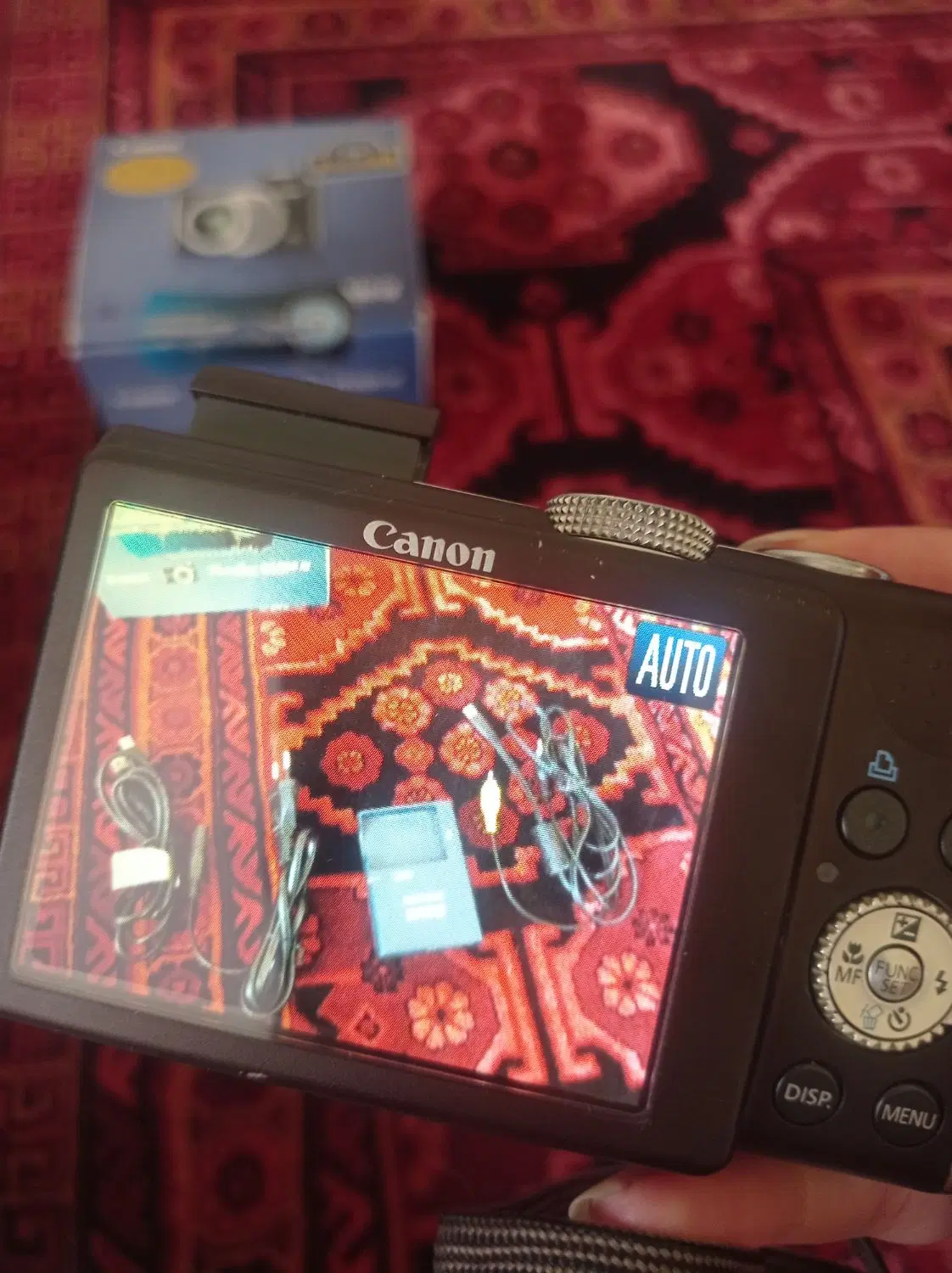 دوربین canon|دوربین عکاسی و فیلم‌برداری|قرچک, دانشگاه پیام نور قرچک|دیوار