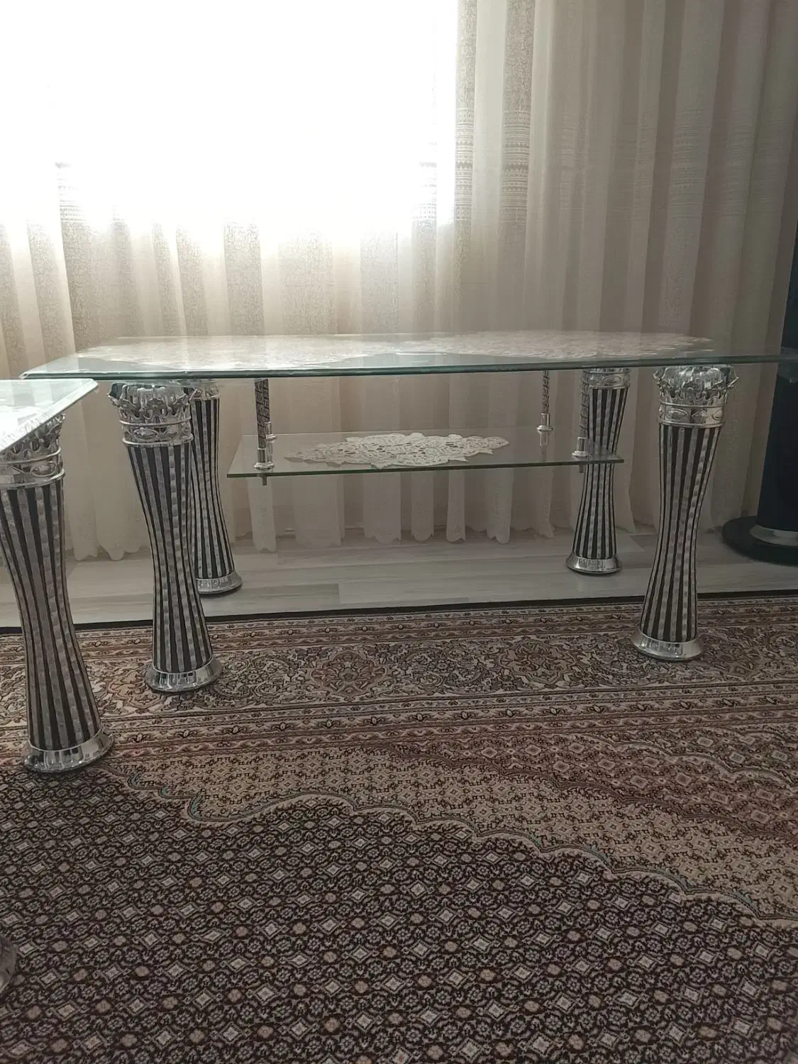 میز جلو مبلی|مبلمان خانگی و میز عسلی|خوی, |دیوار