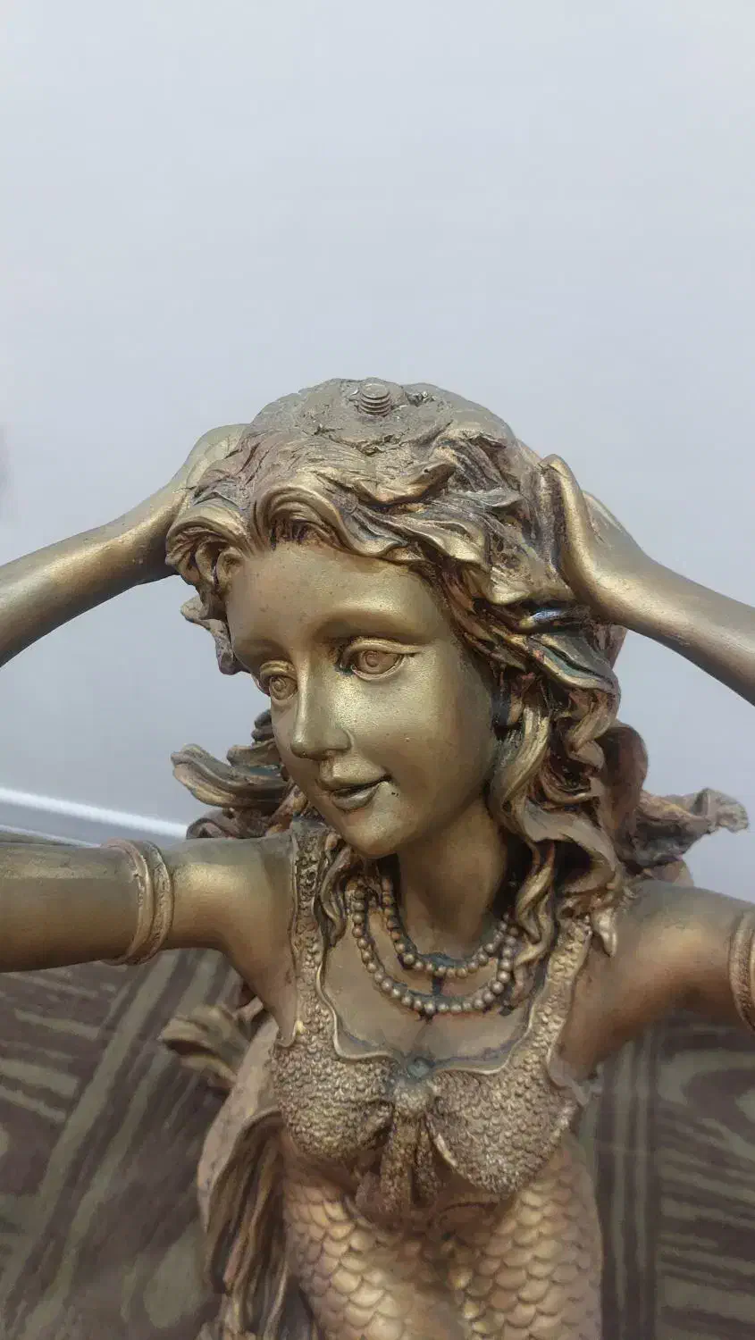 دکوری|مجسمه، تندیس، ماکت|گنبد کاووس, |دیوار