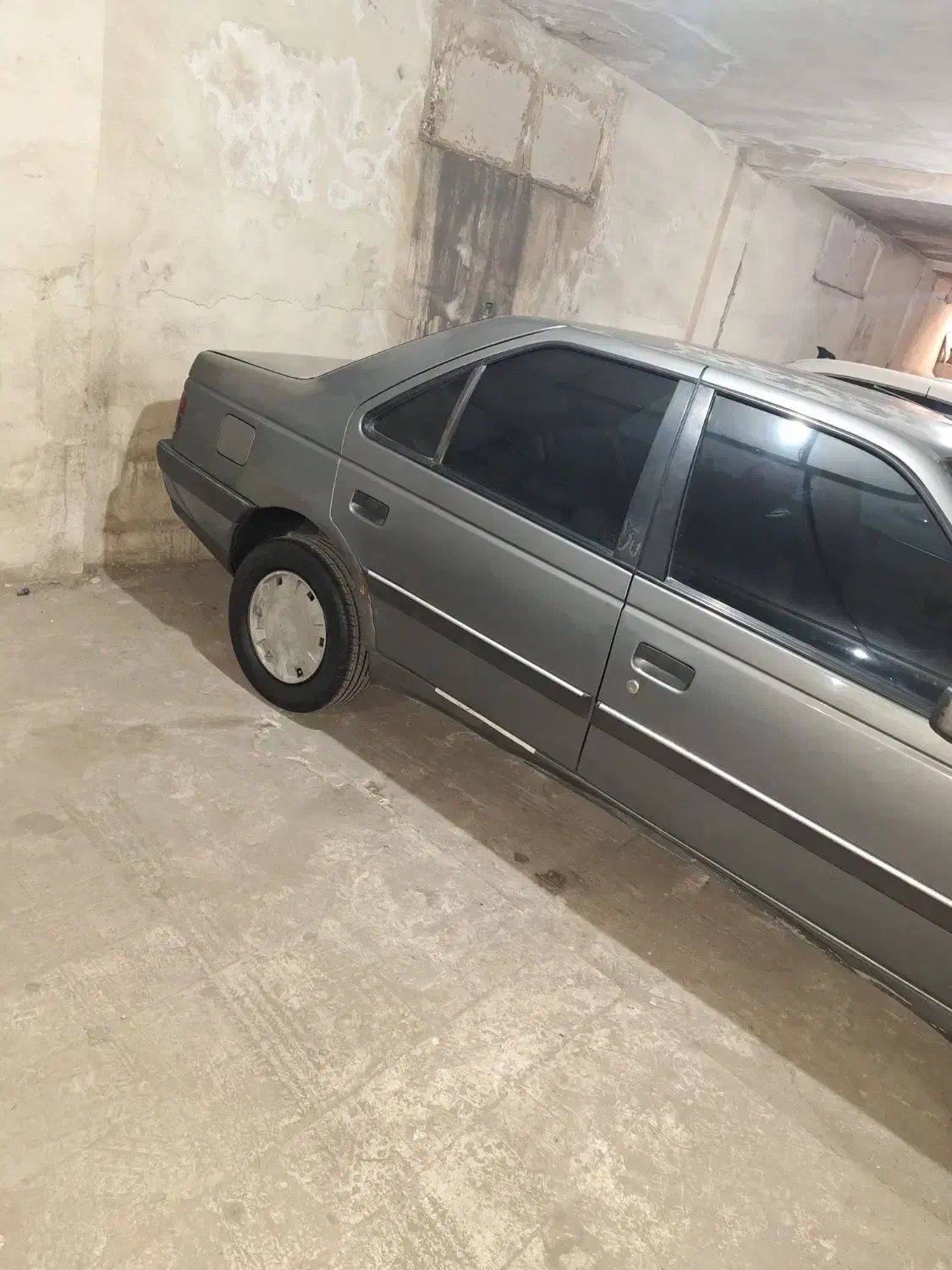 پژو۴۰۵|خودرو سواری و وانت|ساوه, |دیوار