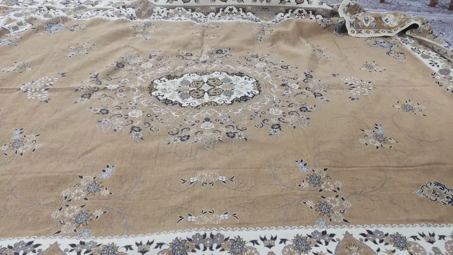 روفرشی 12متری|روفرشی|قم, شهدا|دیوار