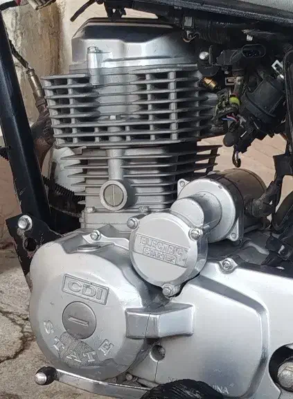 موتور 200 کویر 1400 خشک|موتورسیکلت|خرم‌آباد, |دیوار