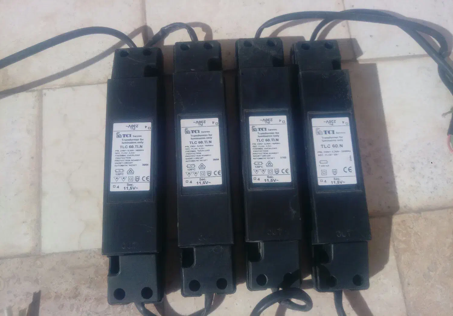 ترانس برق ۱۲ ولت ترانس هالوژن ایتالیایی استابلایزر|قطعات و لوازم جانبی رایانه|پاکدشت, پاکدشت (مامازند)|دیوار