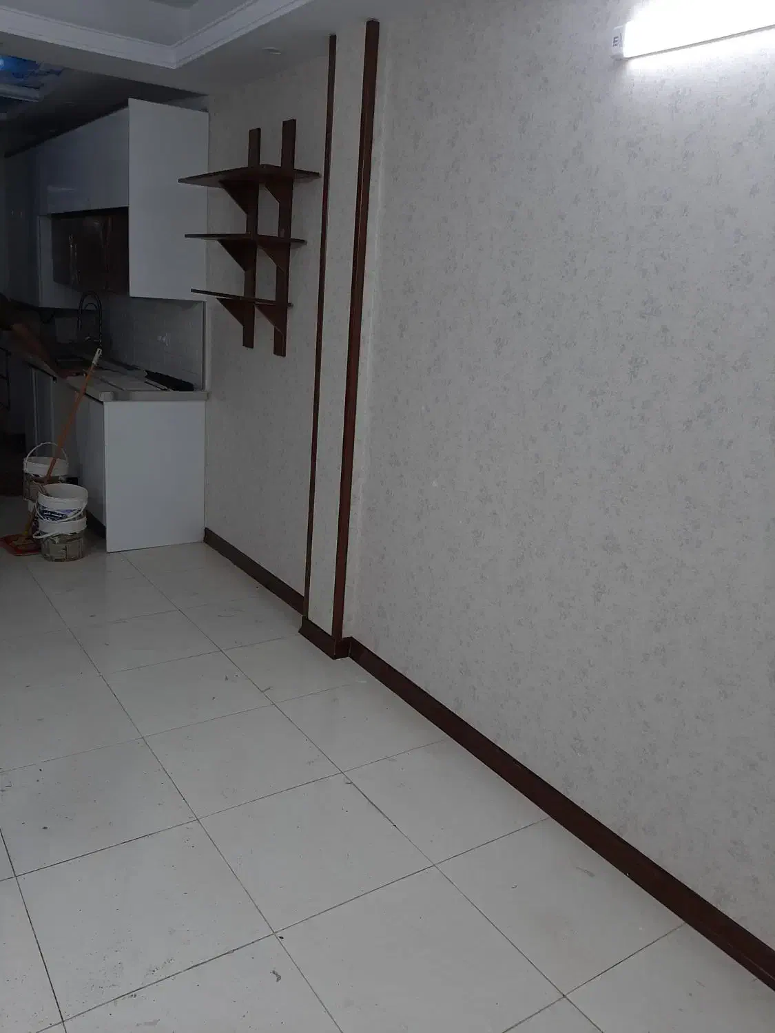 نصب قرنیز و نبشی|خدمات پیشه و مهارت|تهران, والفجر (افسریه)|دیوار