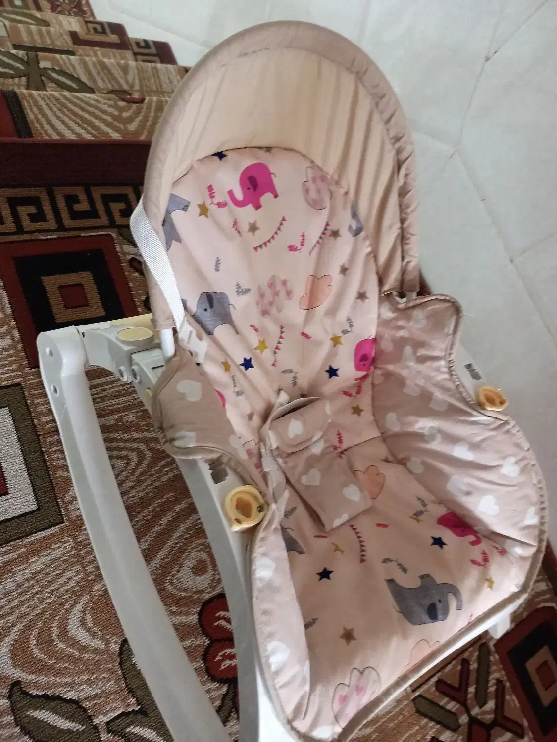 گهواره وصندلی کودک|تخت و صندلی بچه|یزد, |دیوار