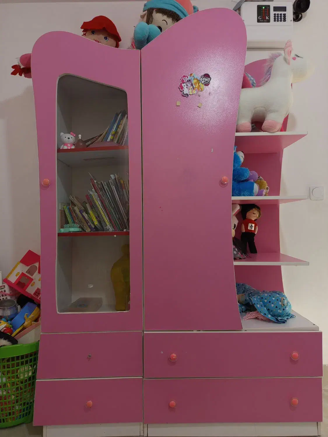 تخت و کمد بچه|اسباب و اثاث بچه|هرسین, |دیوار